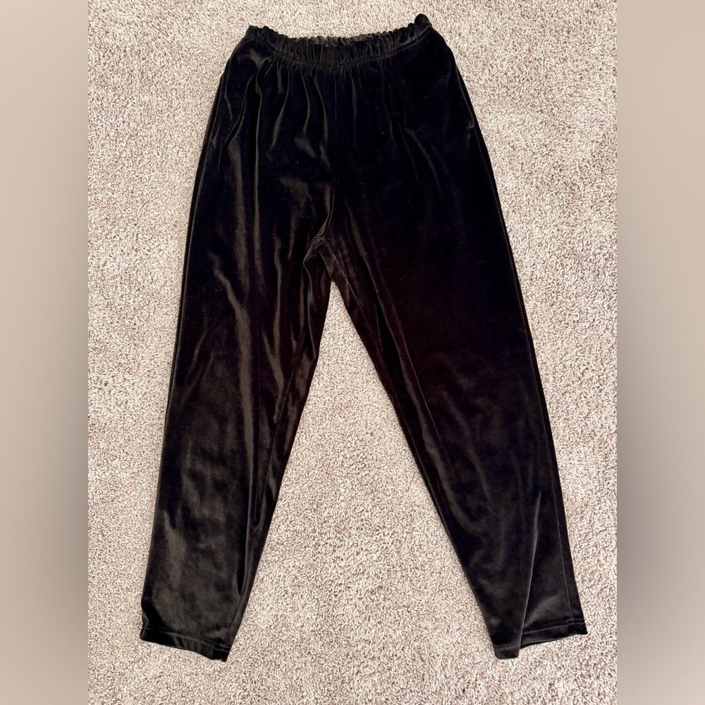 Velvet Stretch Pants